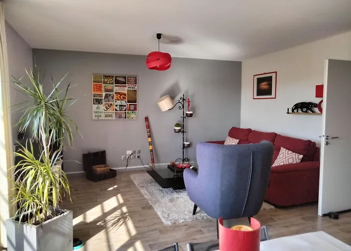 Lawrence House Barnes Apartment Bidart