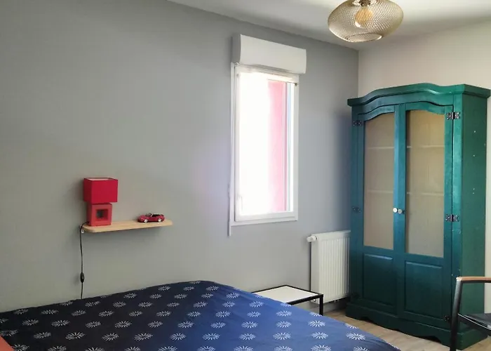 Lawrence House Barnes Apartment Bidart