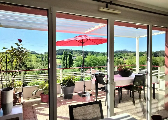 Lawrence House Barnes